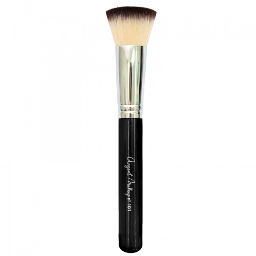 Argent Makeup