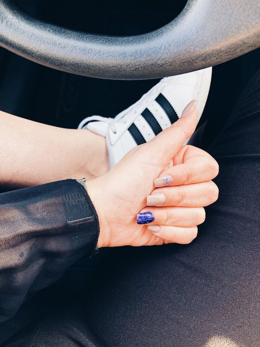 Social Nails | February