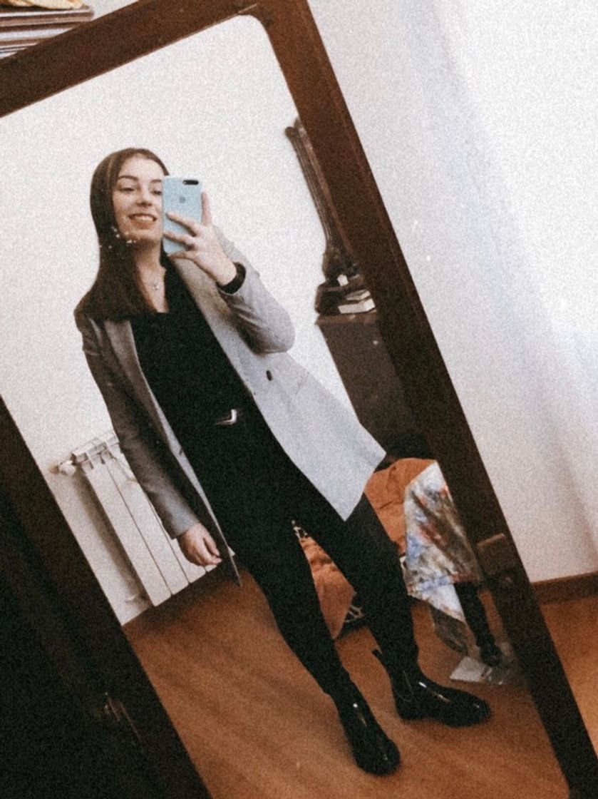 Social Mirror Selfies | 5 Outfits