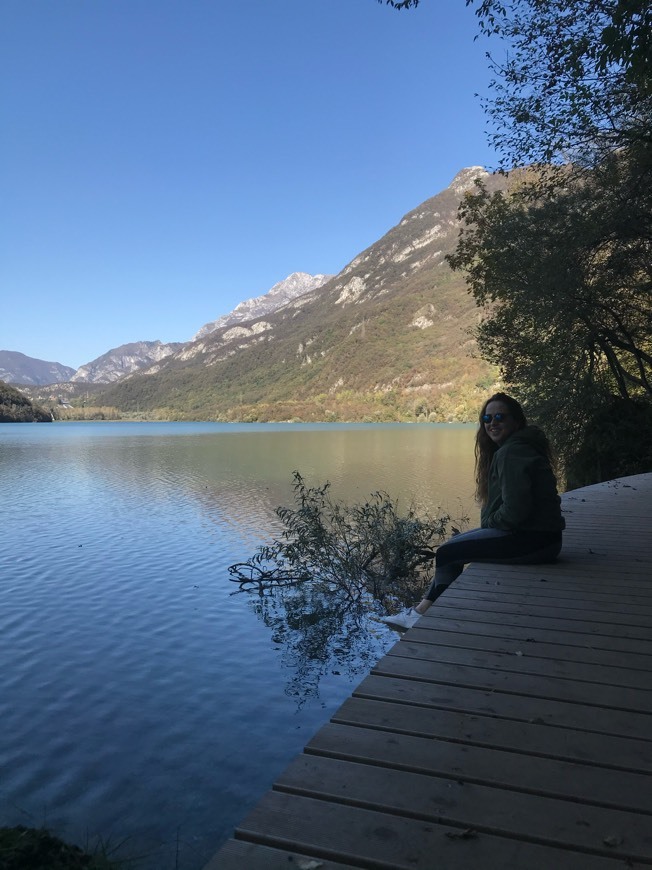 Places Lago di Cavazzo