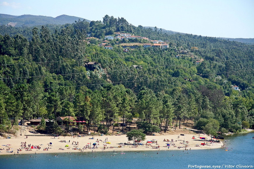 Lugar Praia da lomba