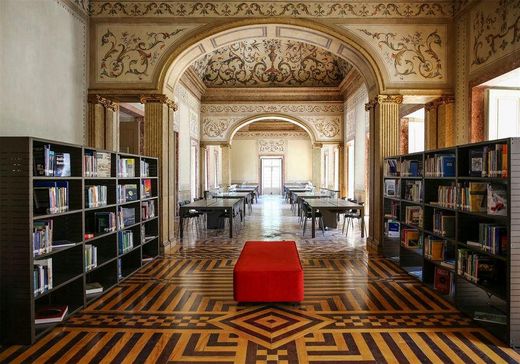 Biblioteca Municipal Palácio Galveias