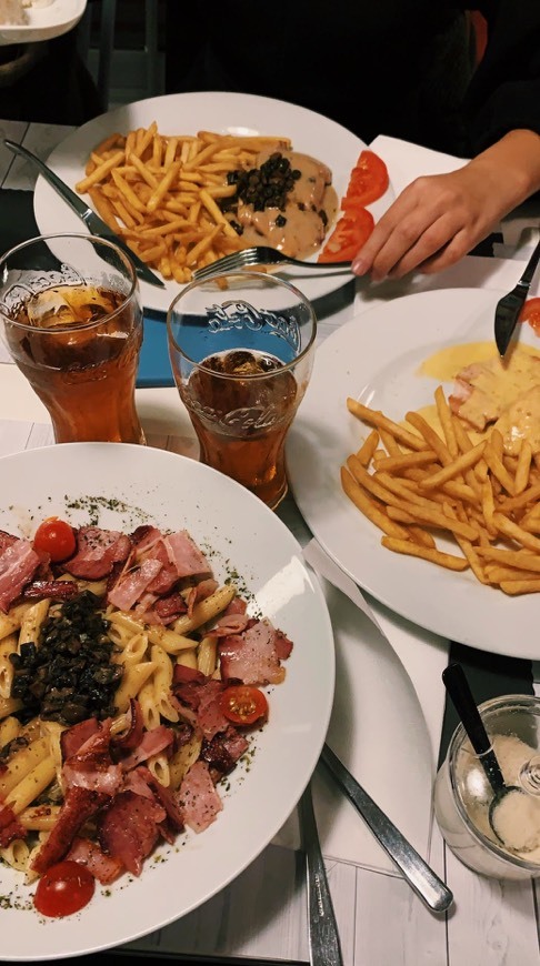 Restaurantes CB House - Casa do UaU Burger - Viseu