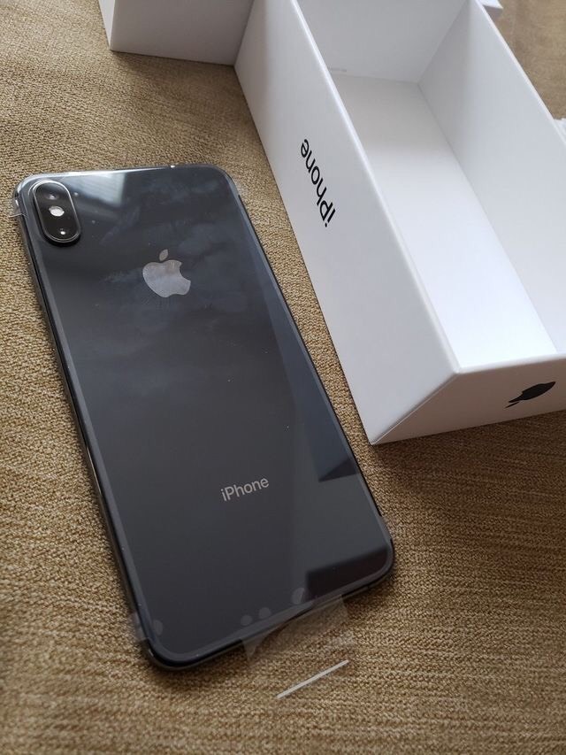 Electrónica Apple iPhone X 64GB Plata