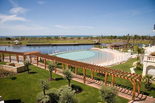 The Lake Spa Resort