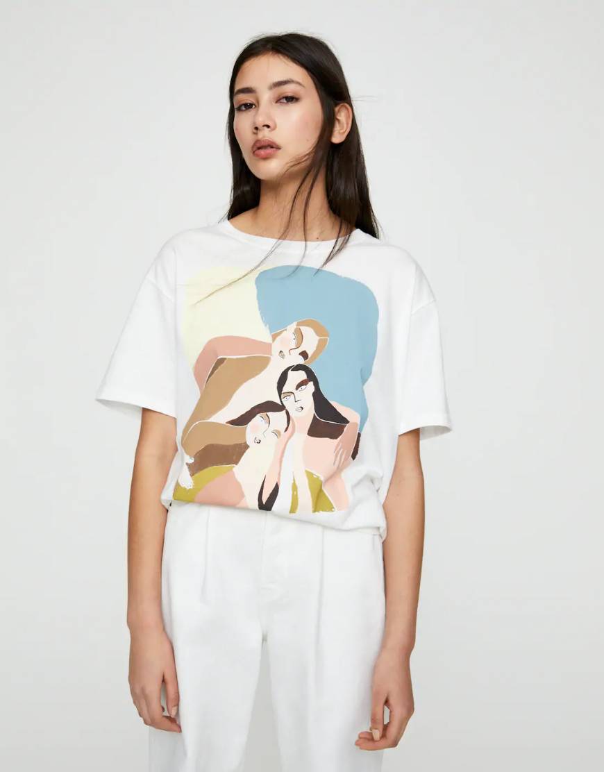 T-shirt com ilustração 