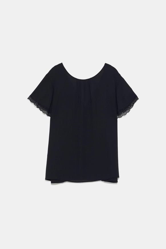 Product Blusa com pormenor de renda