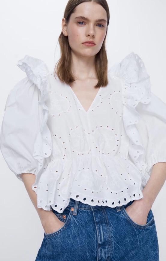 Social Blusa Bordada Perfurada ZARA