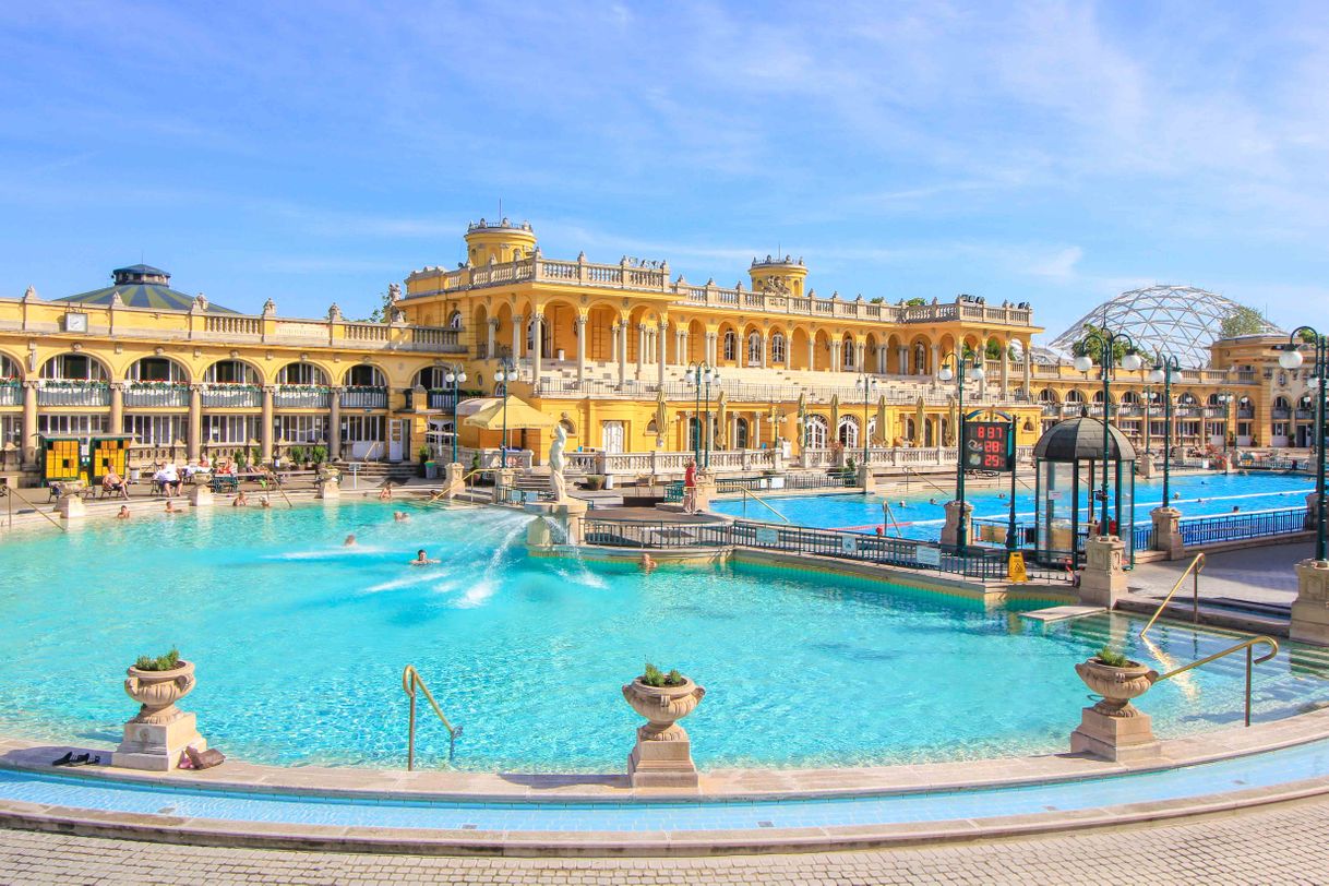 Lugar Széchenyi Thermal Bath