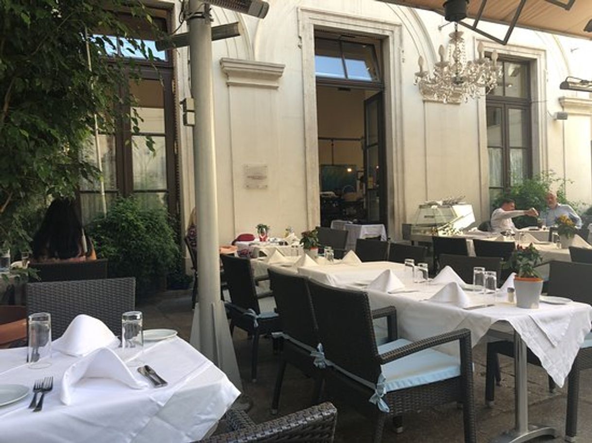 Restaurants Trattoria Martinelli - Il Giardino