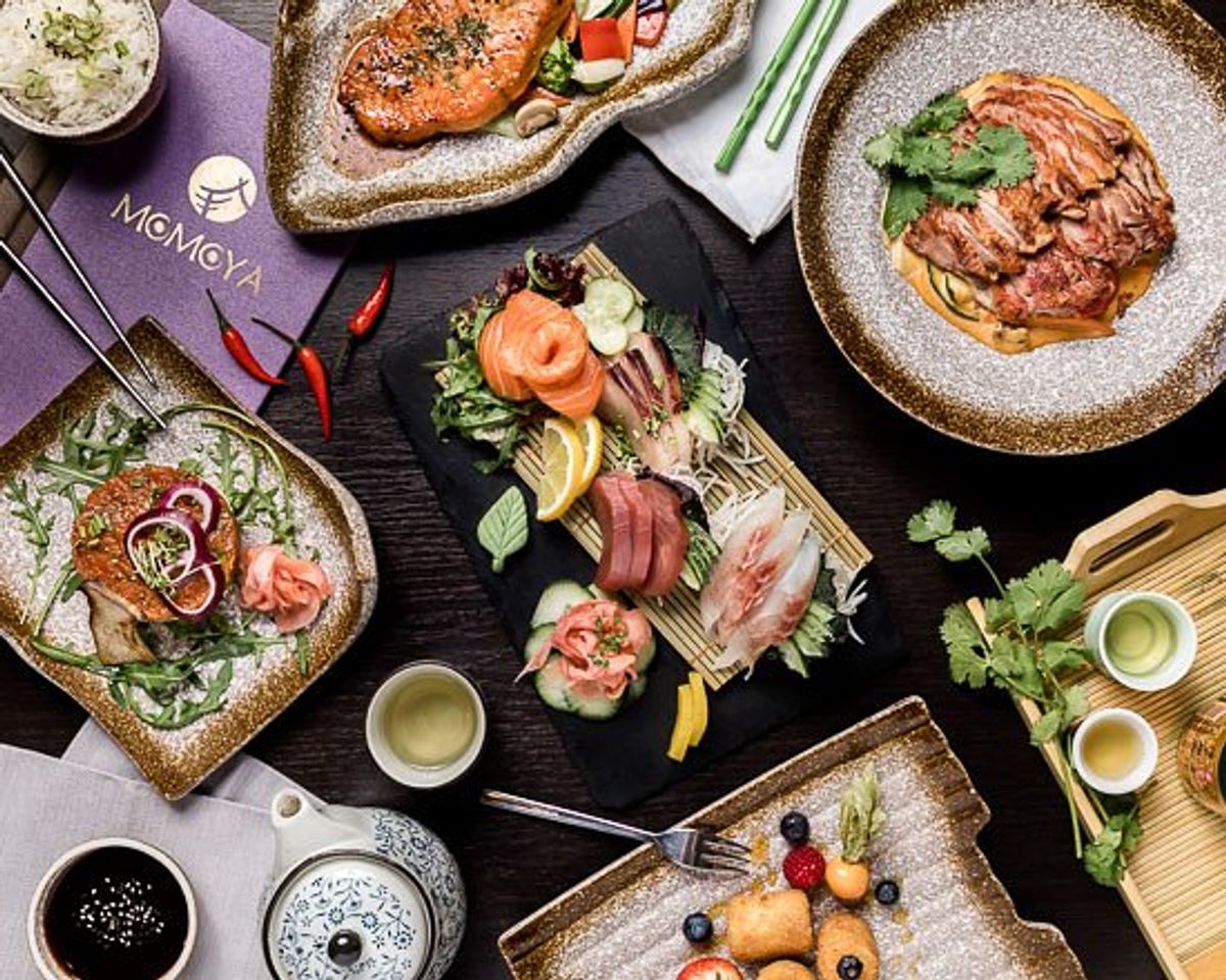 Restaurants MOMOYA