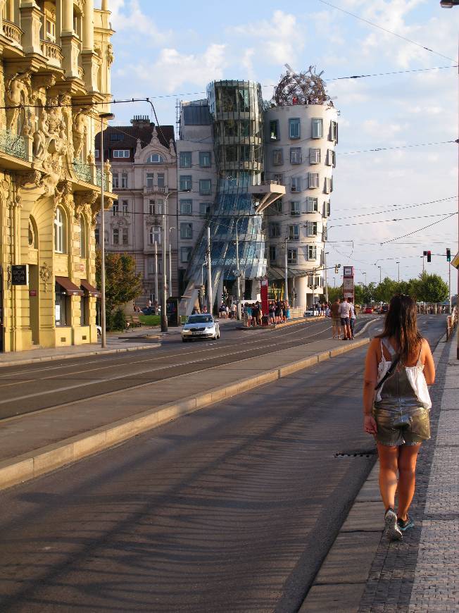 Lugar Dancing House