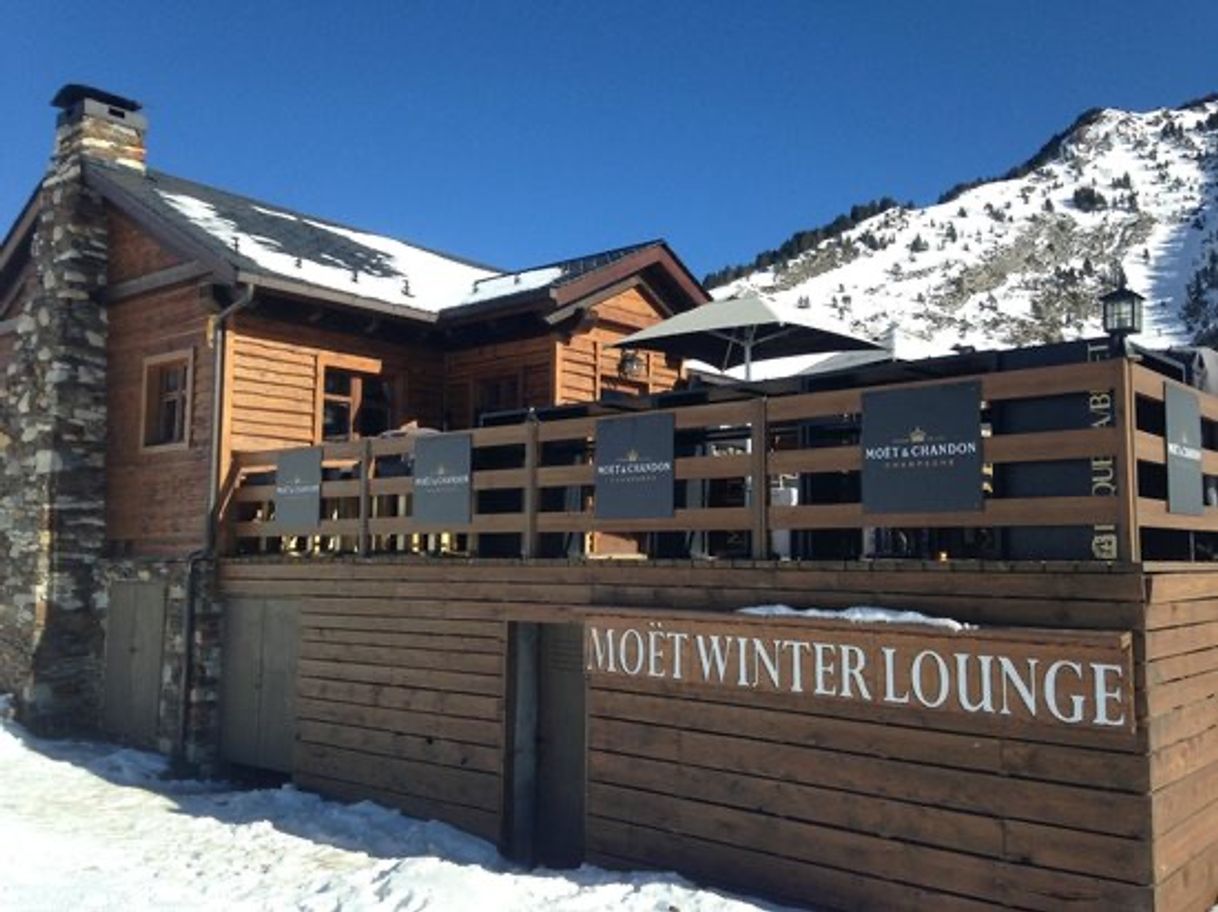 Place Moët Winter Lounge