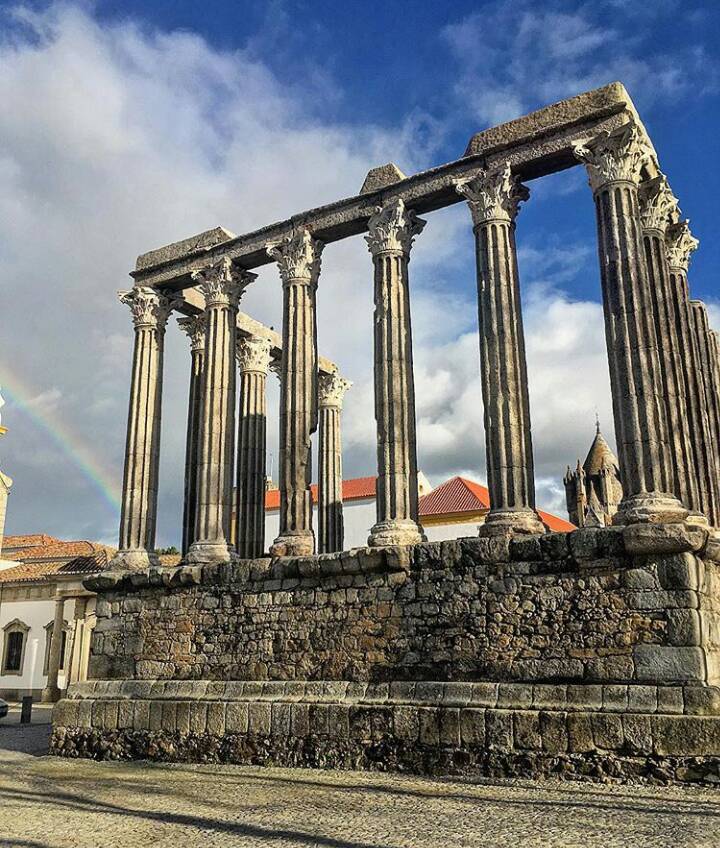 Lugar Templo romano de Évora