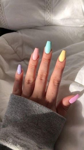 Inspo pastel nails