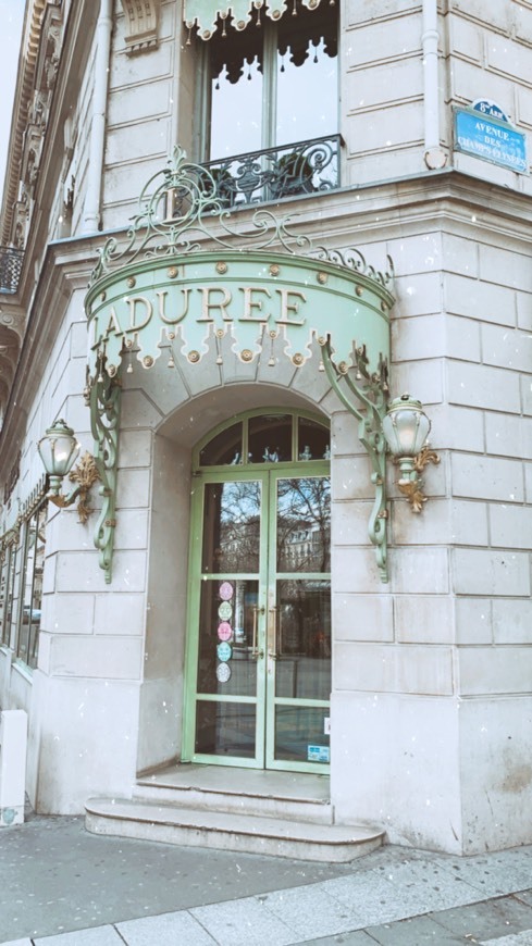 Restaurants Ladurée Paris Champs Elysées