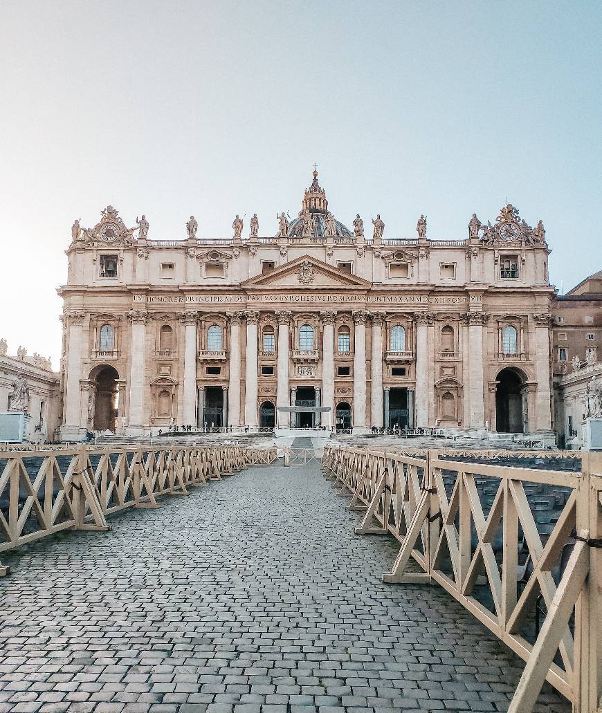 Lugar Basílica de San Pedro