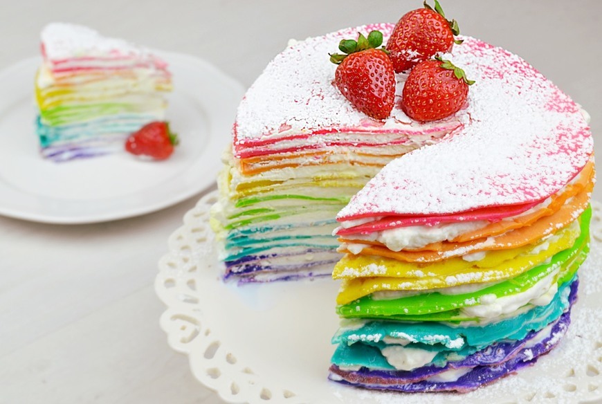 Bolo Crepe Colorido