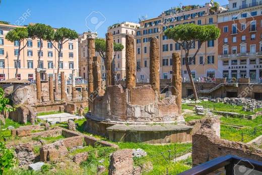 Largo di Torre Argentina