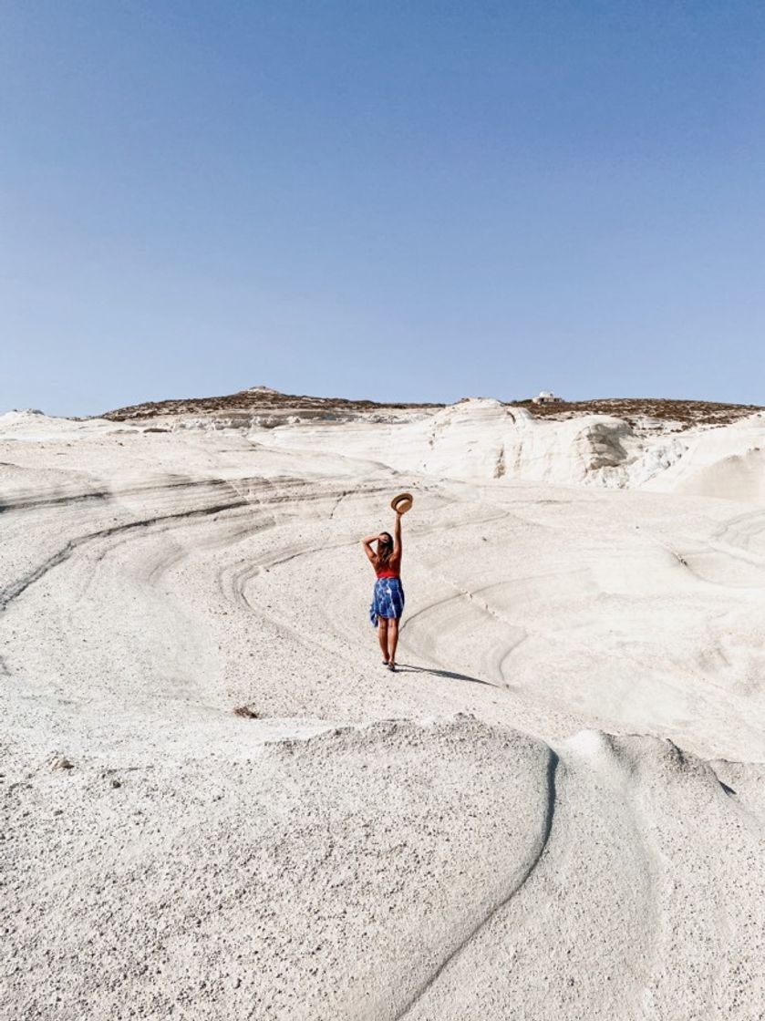 Place Sarakiniko Beach