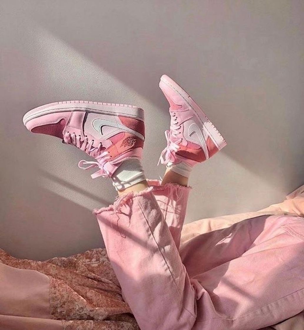 Moda CUSTOM AIR JORDAN 1 💕✨✨