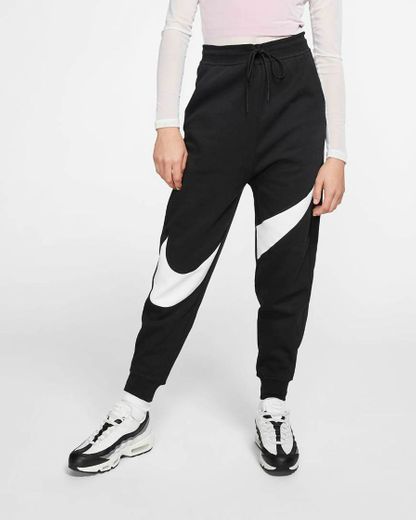 Nike Sportswear Swoosh

