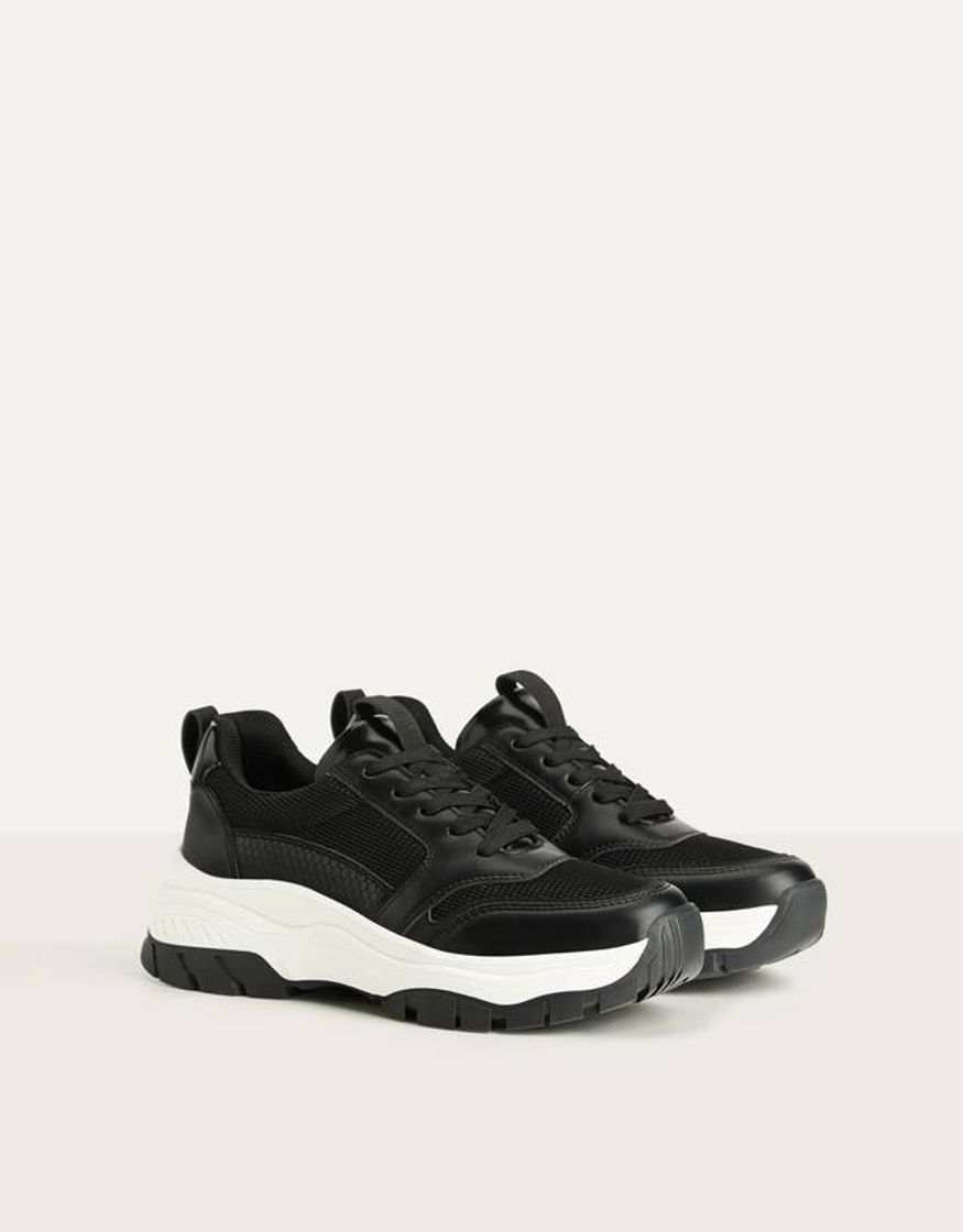 Social Sapatilhas combinadas com mes

