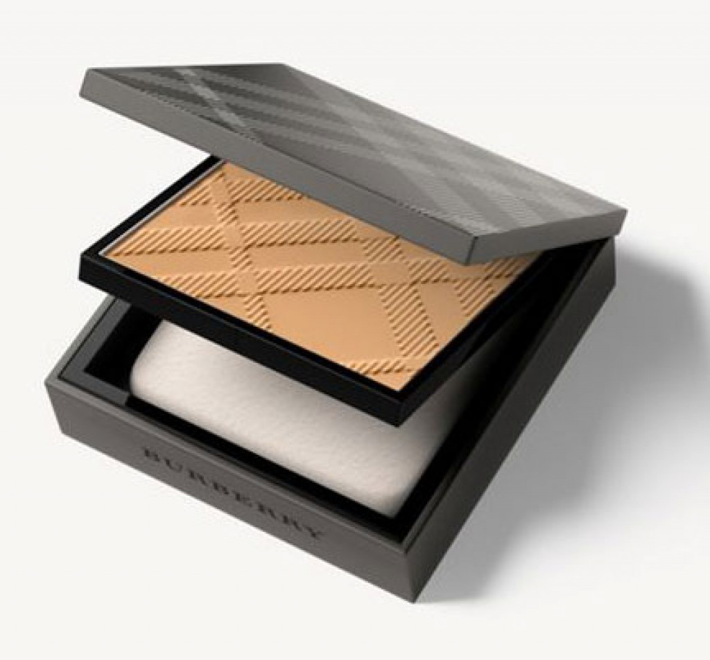 Productos Compact Foundation Burberry