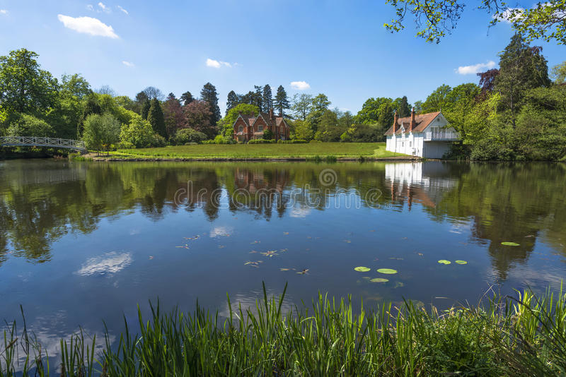 Place Virginia Water Lake