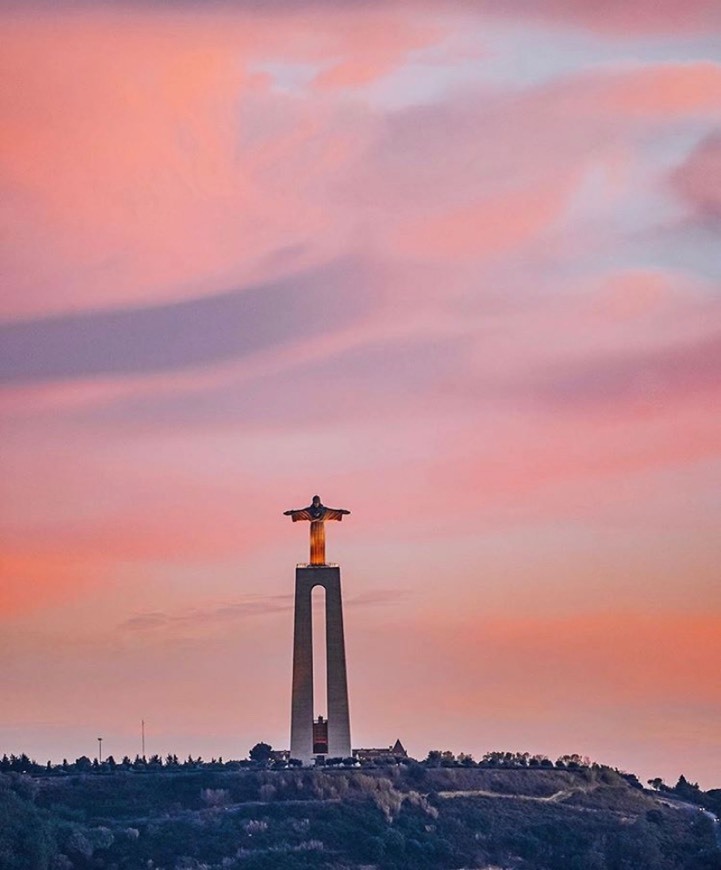Lugar Cristo Rei