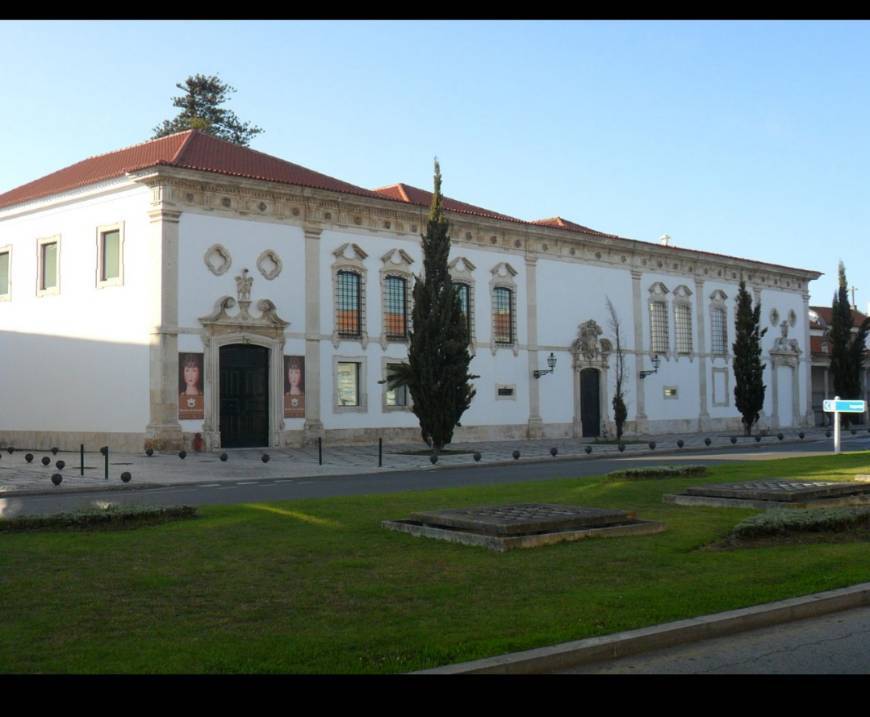 Places Mosteiro de Jesus ou Museu de Santa Joana ou Museu de Aveiro, compreendendo o túmulo de Santa Joana