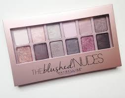 Moda Maybelline Paleta de sombras THE BLUSHED NUDES 