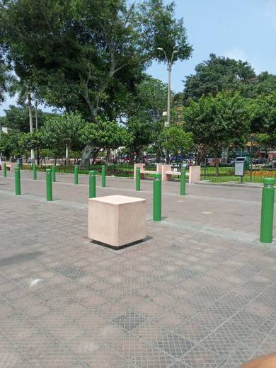 Parque Kennedy, Miraflores