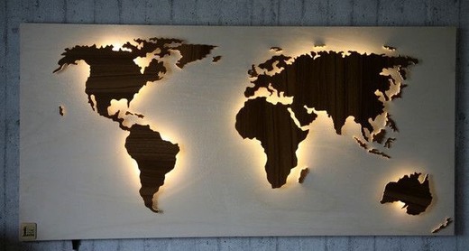 Mapa mundo com luz por trás