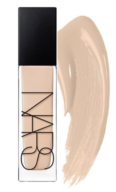 Social Natural Radiant Longwear Foundation NARS 