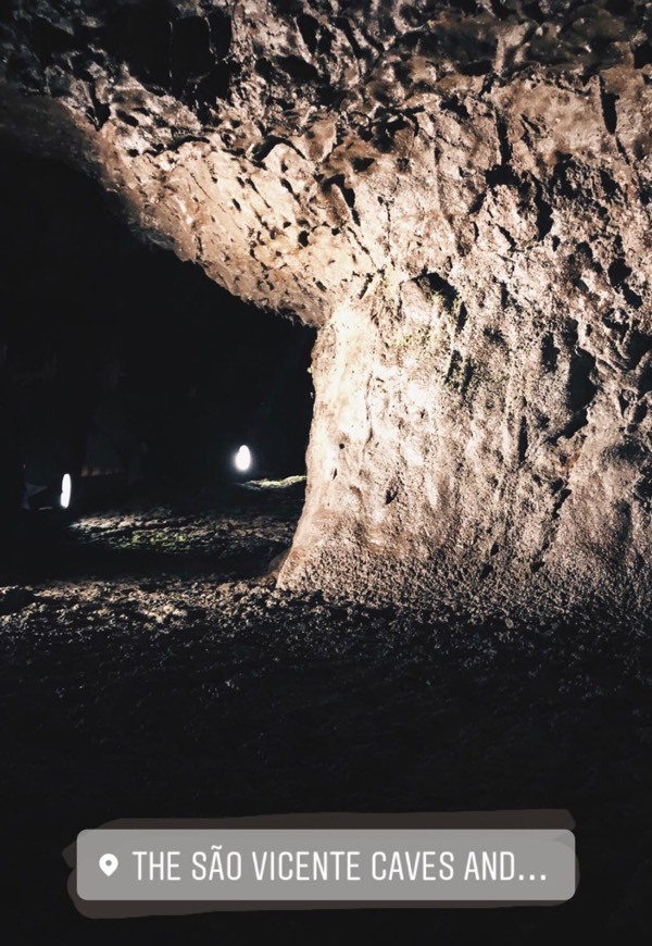 Lugar Grutas de São Vicente