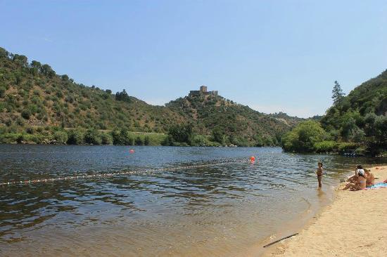 Place Praia Fluvial do Alamal