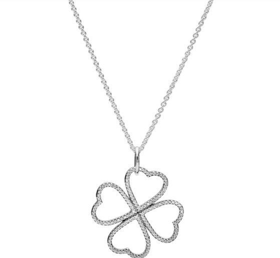 Social Colar 4 trevos 