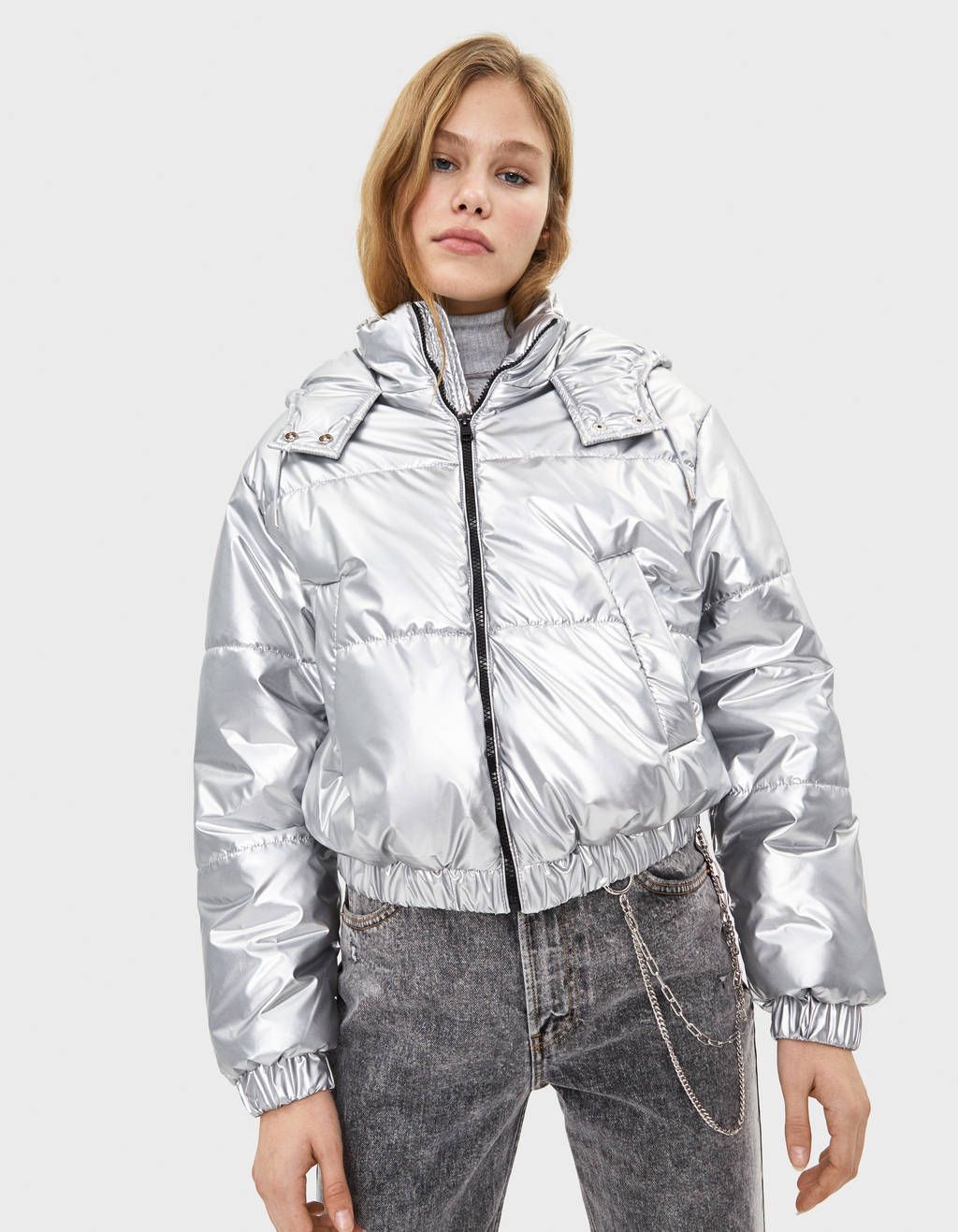 Product Casaco puffy metalizado Bershka