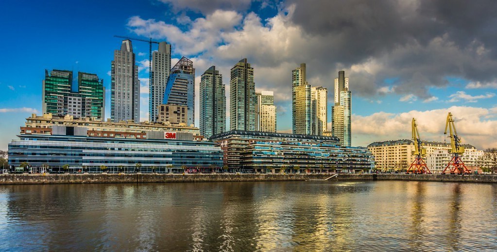 Place Puerto Madero