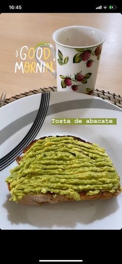 Tosta de abacate 