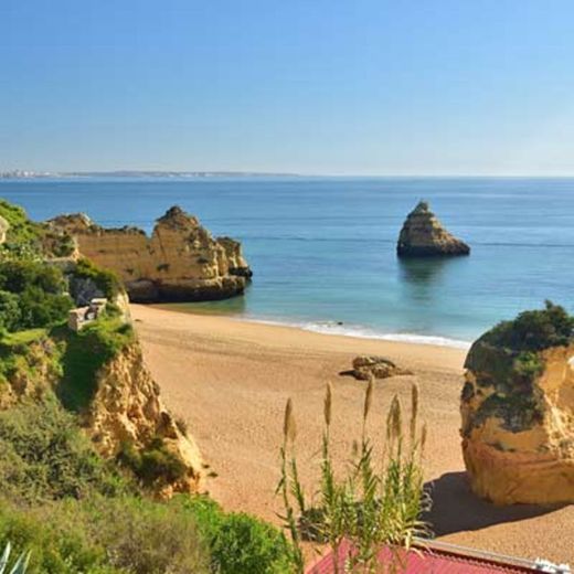 Playa de Dona Ana, Lagos - De las más bonitas de Algarve