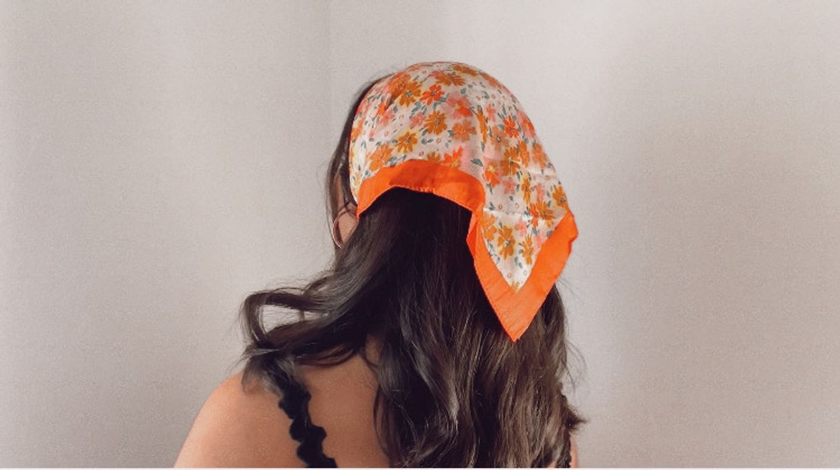 Moda Lenço Laranja