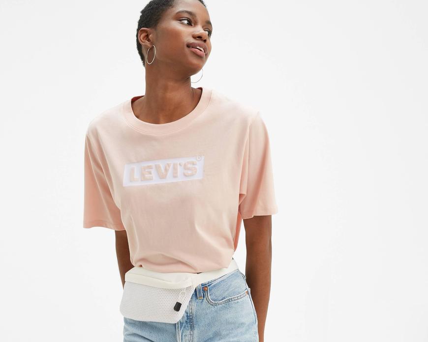 Moda Graphic Boxy Tee - Levi's Jeans, Jackets & Clothing