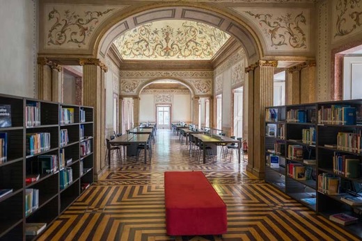 Biblioteca Municipal Palácio Galveias