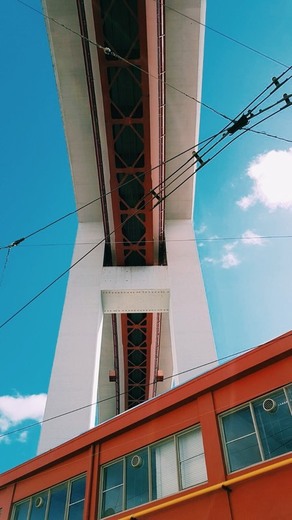 Puente 25 de Abril