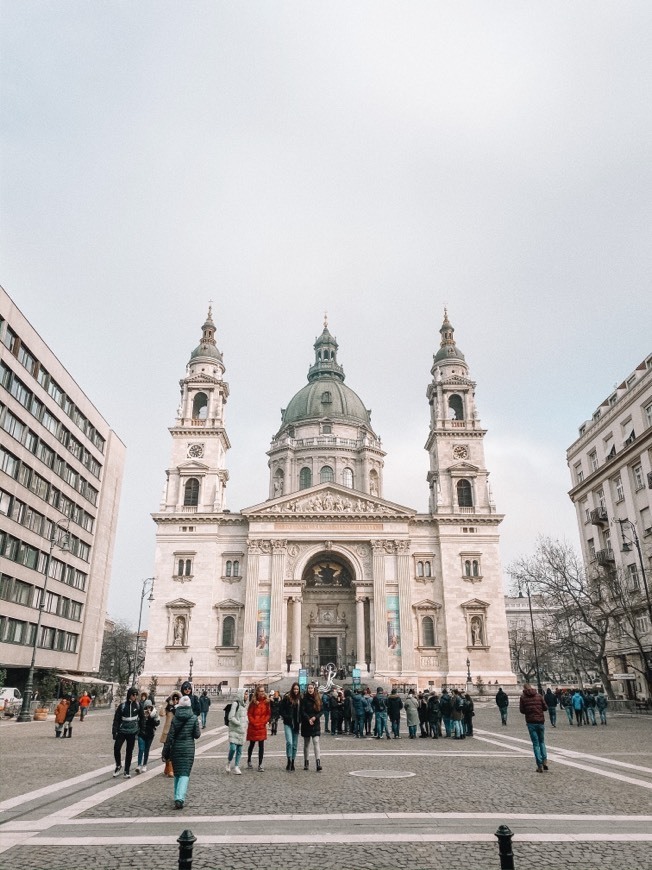 Place Basílica de San Esteban