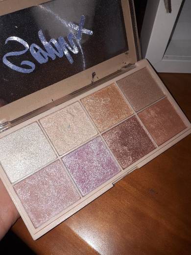 Revolution Soph Highlighter Palette