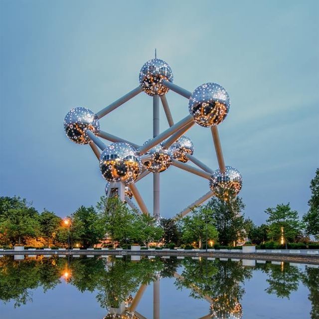 Lugar Atomium