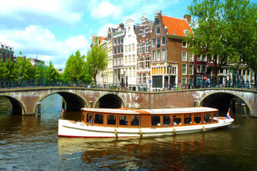 Canal Boat Tour Amsterdam Cruise